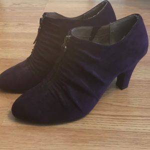 Aerosoles purple booties size 8 1/2